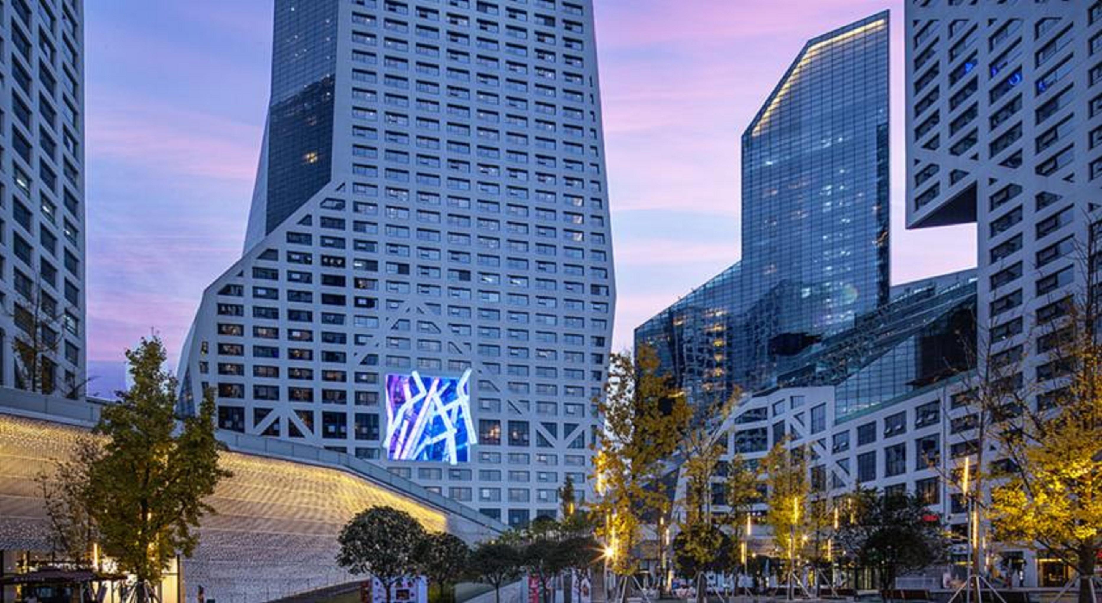 Ascott Raffles City Chengdu Bagian luar foto