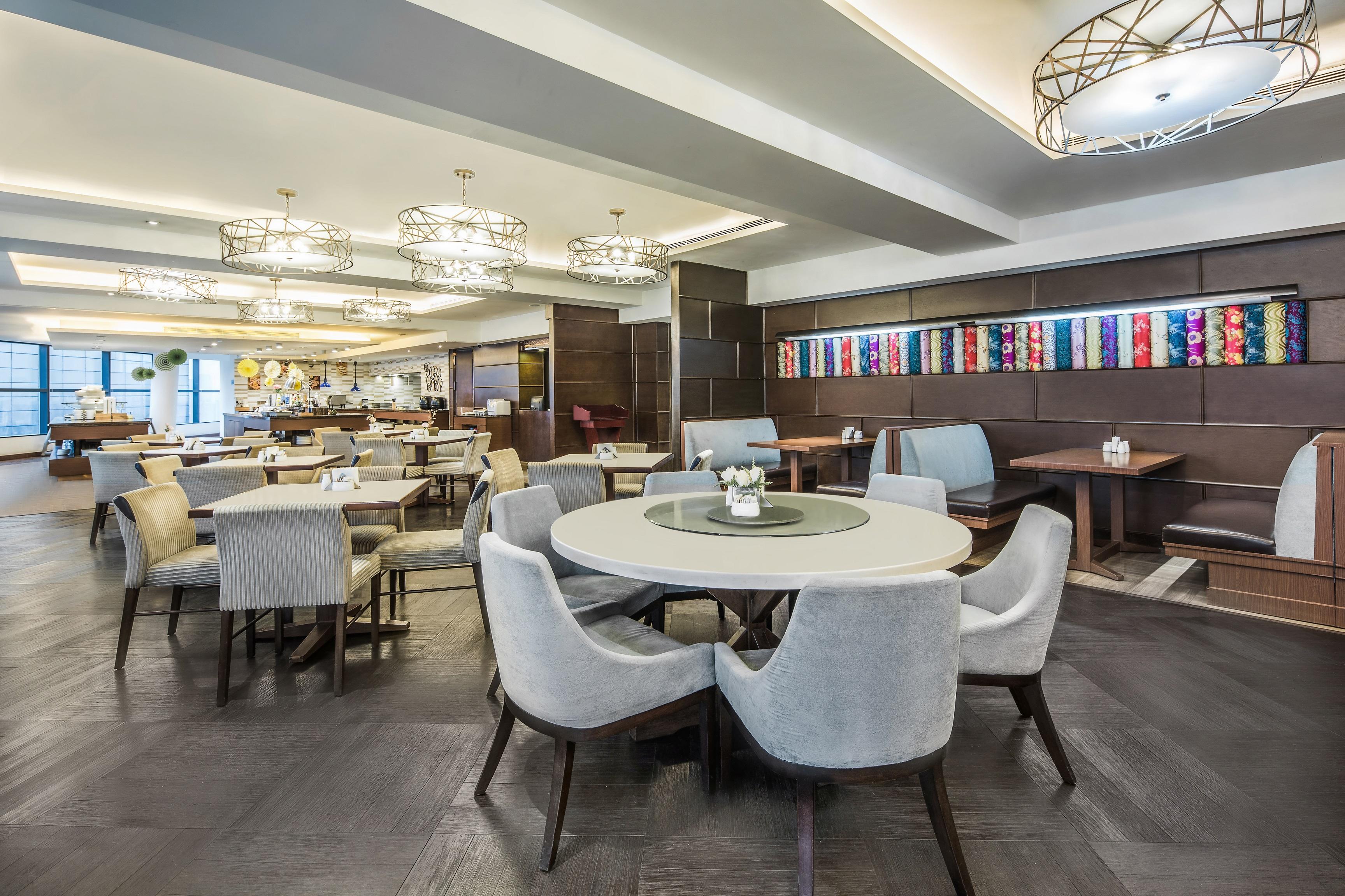 Ascott Raffles City Chengdu Bagian luar foto