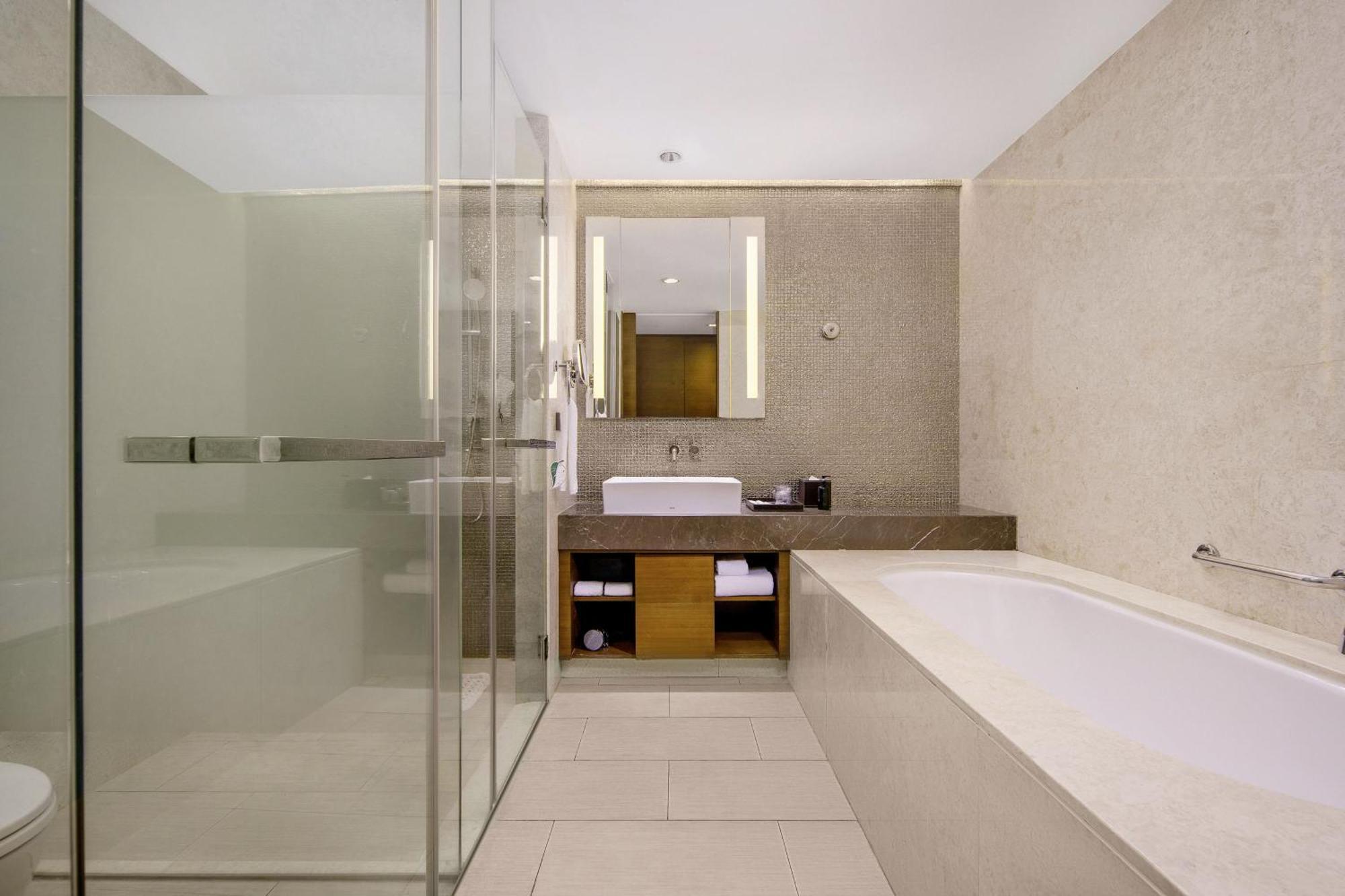 Ascott Raffles City Chengdu Bagian luar foto